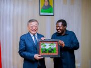 DK.NCHIMIBI AFANYA MAZUNGUMZO NA KOMREDI TANG DENGJIE