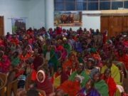 NCAA YAENDELEA KUELIMISHA WAKAZI WANAOISHI NGORONGORO NA KUWAHAMISHA WANAOJIANDIKISHA KWA HIYARI YAO WENYEWE