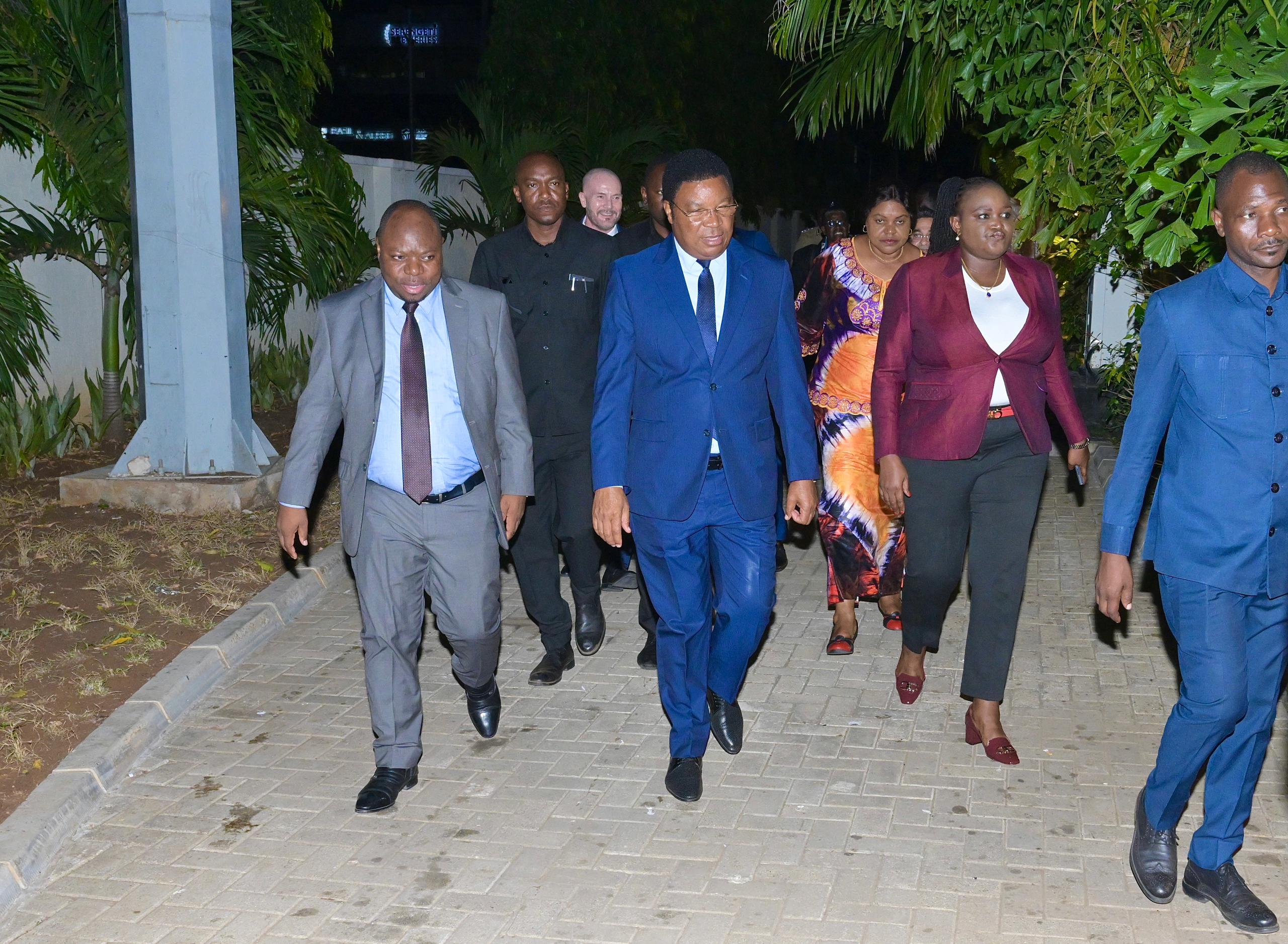 WAZIRI MKUU MGENI RASMI WIKI YA SEKTA BINAFSI - LAJIJI MEDIA