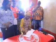 WAZIRI DK. GWAJIMA AZINDUA MATAWI YA MASHABIKI WA SIMBA NA YANGA TARIME KUHAMASISHA KUPAMBANA NA VITENDO VYA UKATILI.