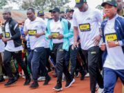 DK. BITEKO AUNGANA NA WANABUKOMBE KWENYE MBIO FUPI