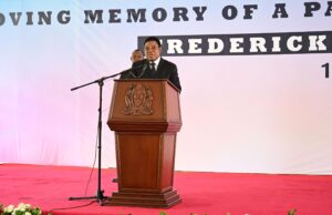 WAZIRI MKUU AMWAKILISHA RAIS DK. SAMIA KUAGA MWILI WA MAREHEMU JAJI WEREMA.