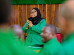 RAIS DK.SAMIA NA DK.MWINYI KUPEPERUSHA BENDERA YA CCM UCHAGUZI MKUU 2025