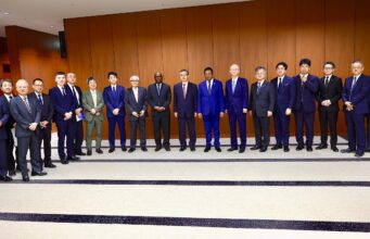 Waziri Mkuu aendelea kuwashawishi Wajapan kuwekeza Nchini