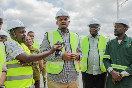 Tutajenga vituo vya kipokea na kupoza umeme kila Wilaya-Waziri Ndajembi